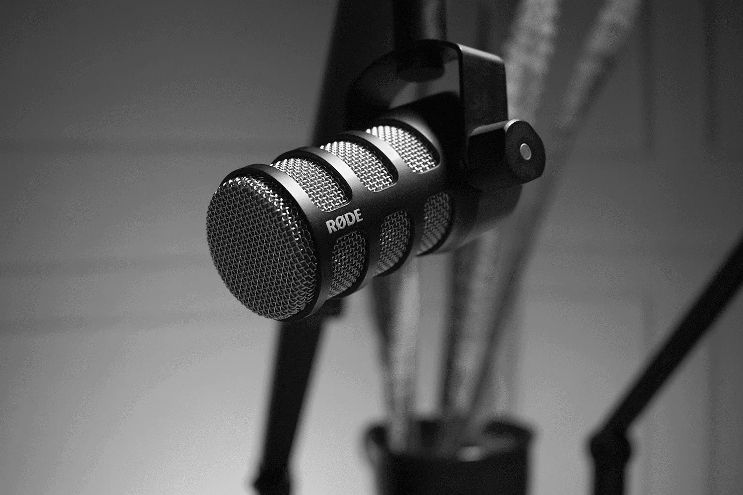 Equipo profesional de grabación y edición en Haz Mi Podcast